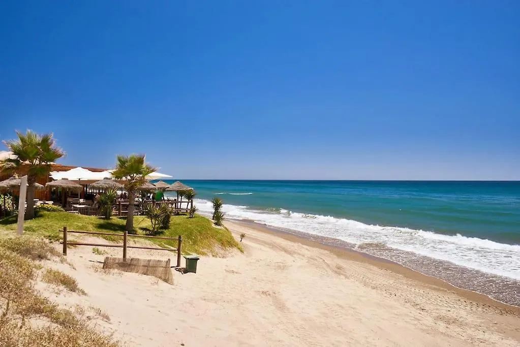 Apartment Oleholidays 313 Romana Playa Junto Al Mar Marbella Spain